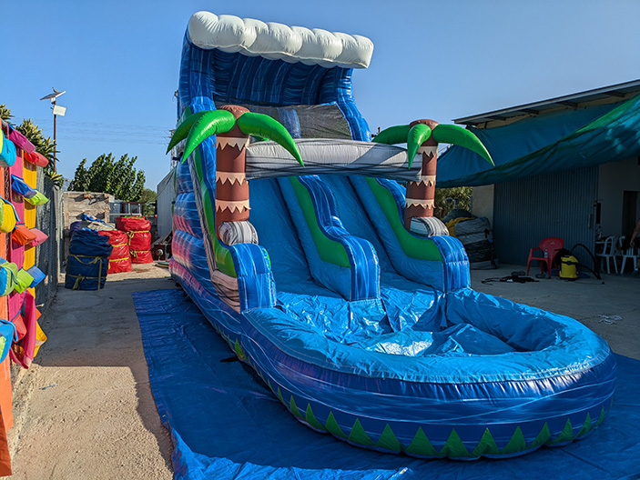 Hinchables acu�ticos alquiler