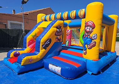 Castillo hinchable de Super Mario Bros.