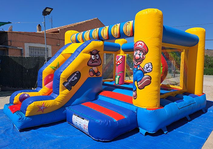 Castillo hinchable de Super Mario Bros.