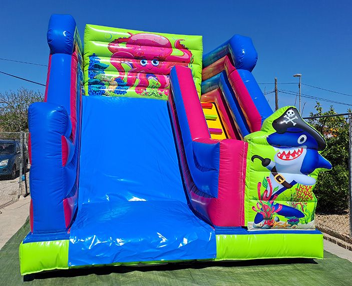 Tobog�n hinchable de agua para piscina de obra 