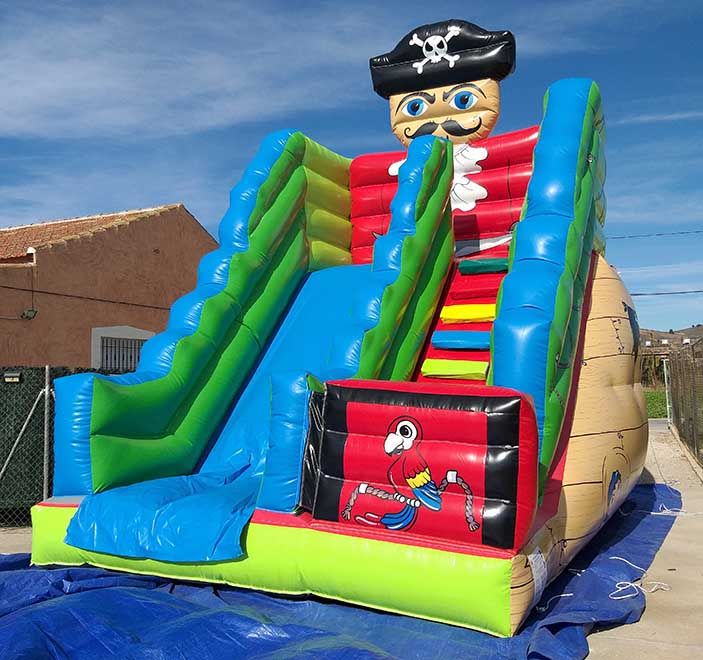 Tobog�n hinchable de agua para piscina de obra 