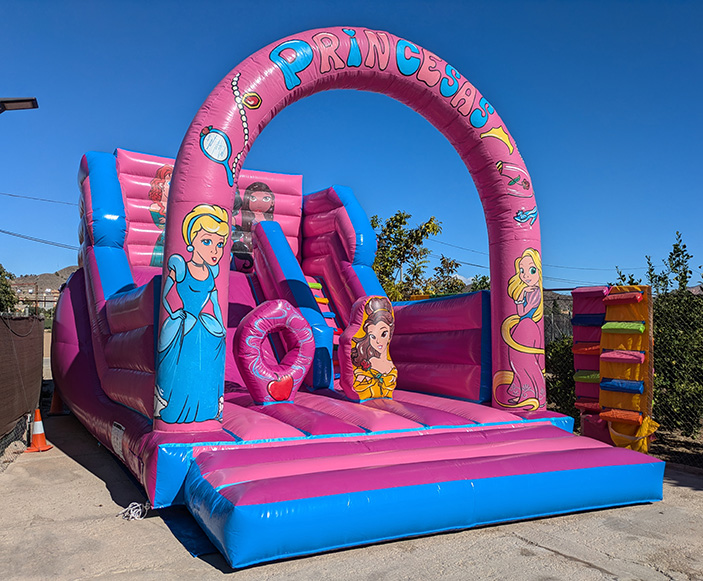 Tobog�n con colchoneta hinchable de princesas 