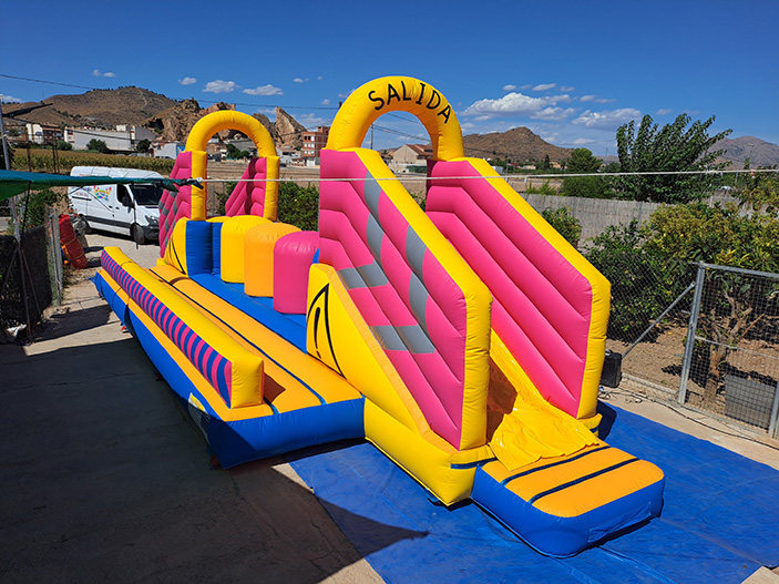 Wipe Out hinchable en alquiler Wipe Out hinchable en alquiler